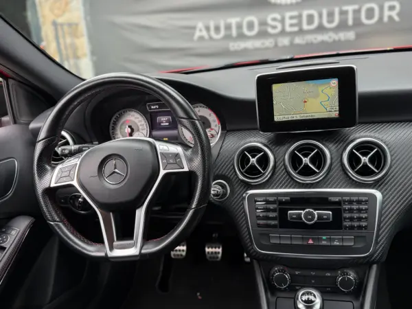 Mercedes-Benz A 180 CDI AMG Line 14