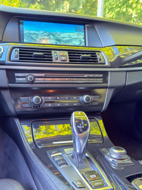 BMW 520 d Pack M Auto 14