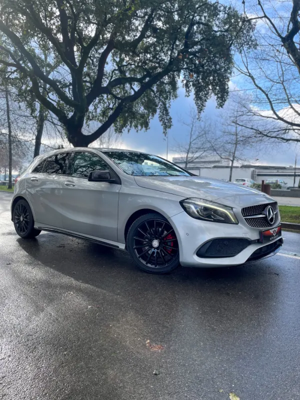 Mercedes-Benz A 180 d AMG Line 6