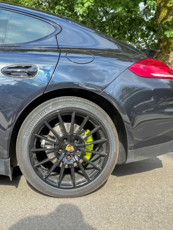 Porsche Panamera S e-Hybrid 7