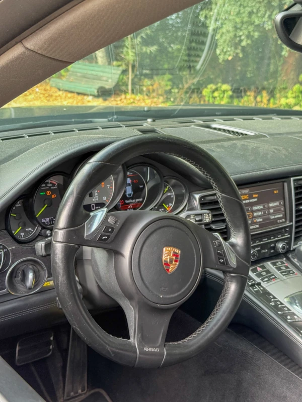Porsche Panamera S e-Hybrid 11