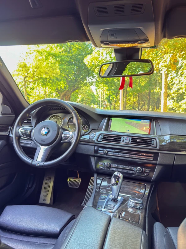 BMW 520 d Pack M Auto 15