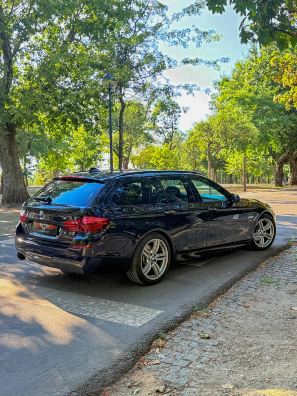 BMW 520 d Pack M Auto 2