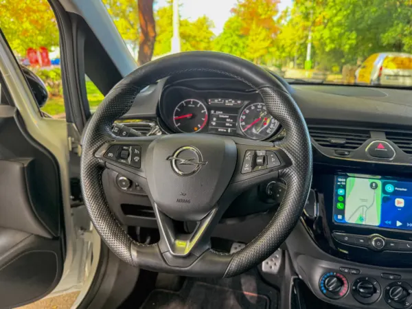 Opel Corsa Outro 16