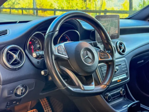 Mercedes-Benz CLA 200 d Shooting Brake AMG Line Aut. 7