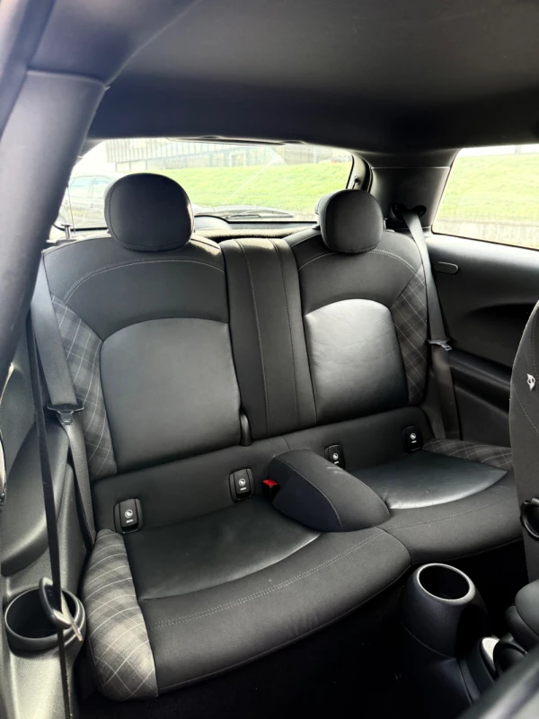 MINI Coupé Outro 6