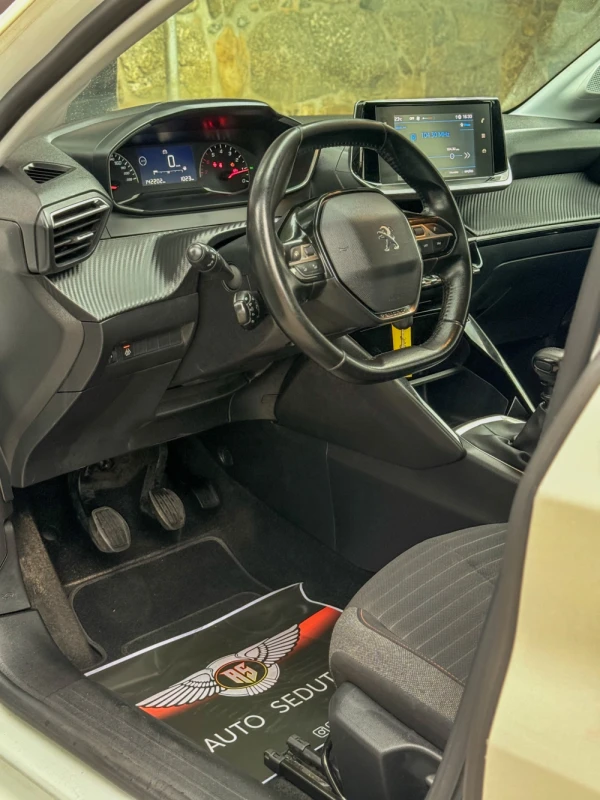 Peugeot 208 1.5 BlueHDi Allure Pack 8