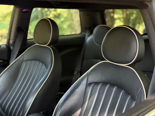 MINI 3 Portas Cooper D 10