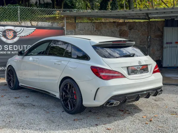 Mercedes-Benz CLA 220 (CDI) d 7G-DCT AMG Line 4