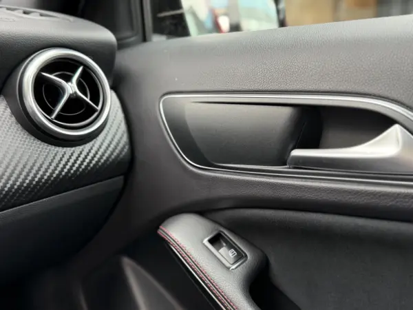 Mercedes-Benz A 180 CDI AMG Line 18