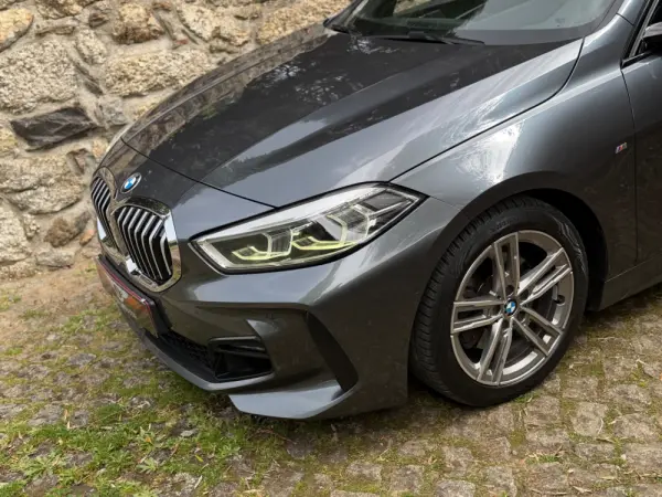 BMW 116 d Pack M Shadow Auto 3