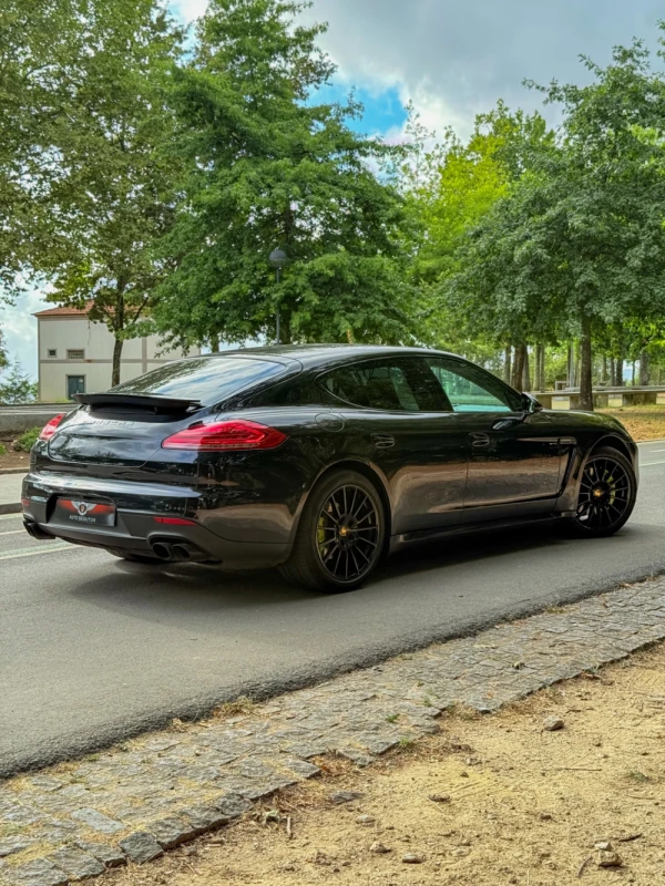 Porsche Panamera S e-Hybrid 9