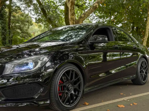 Mercedes-Benz CLA 200 d  7G-DCT AMG Line 3
