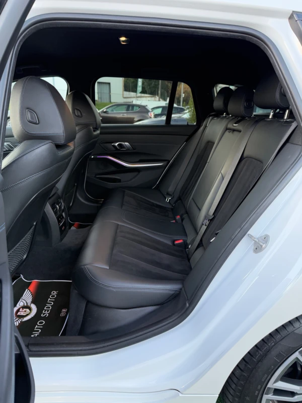 BMW 318 Gran Turismo d Pack M 8