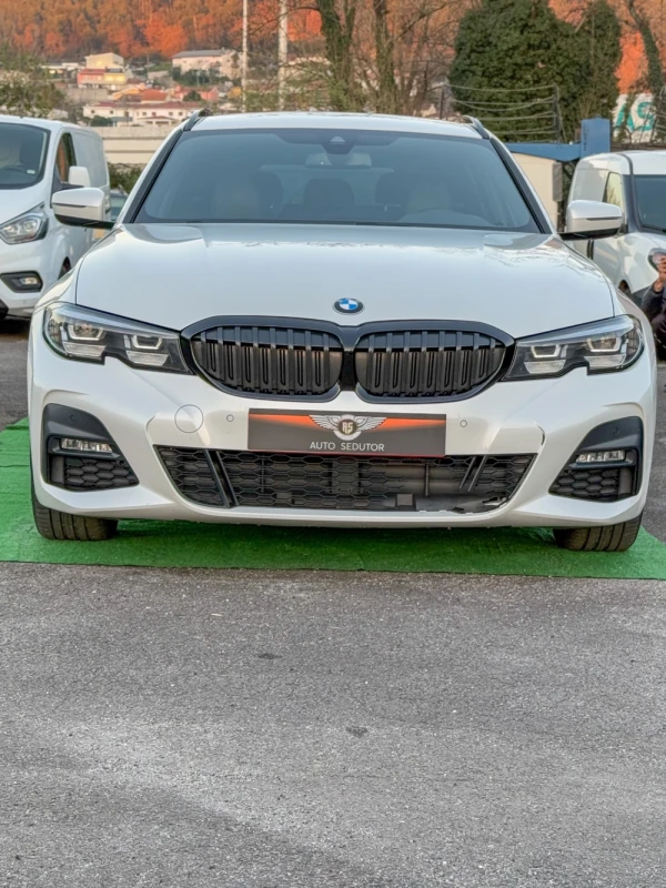 BMW 318 Gran Turismo d Pack M 2