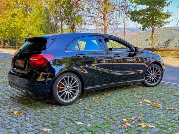 Mercedes-Benz A 180 d Aut. 9