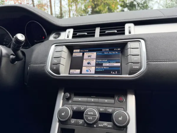 Land Rover Range Rover Evoque 2.2 DW12C Dynamic Auto 19