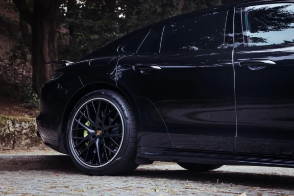 Porsche Panamera 6
