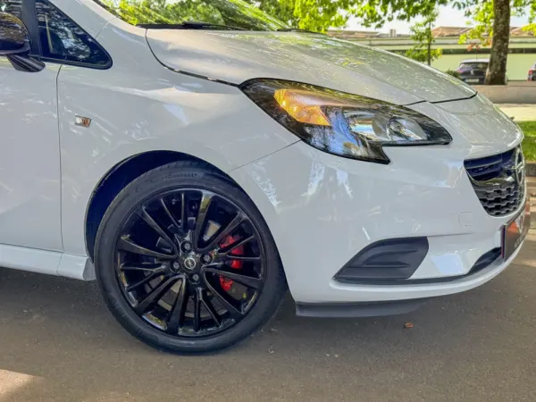 Opel Corsa Outro 3
