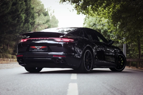Porsche Panamera 2