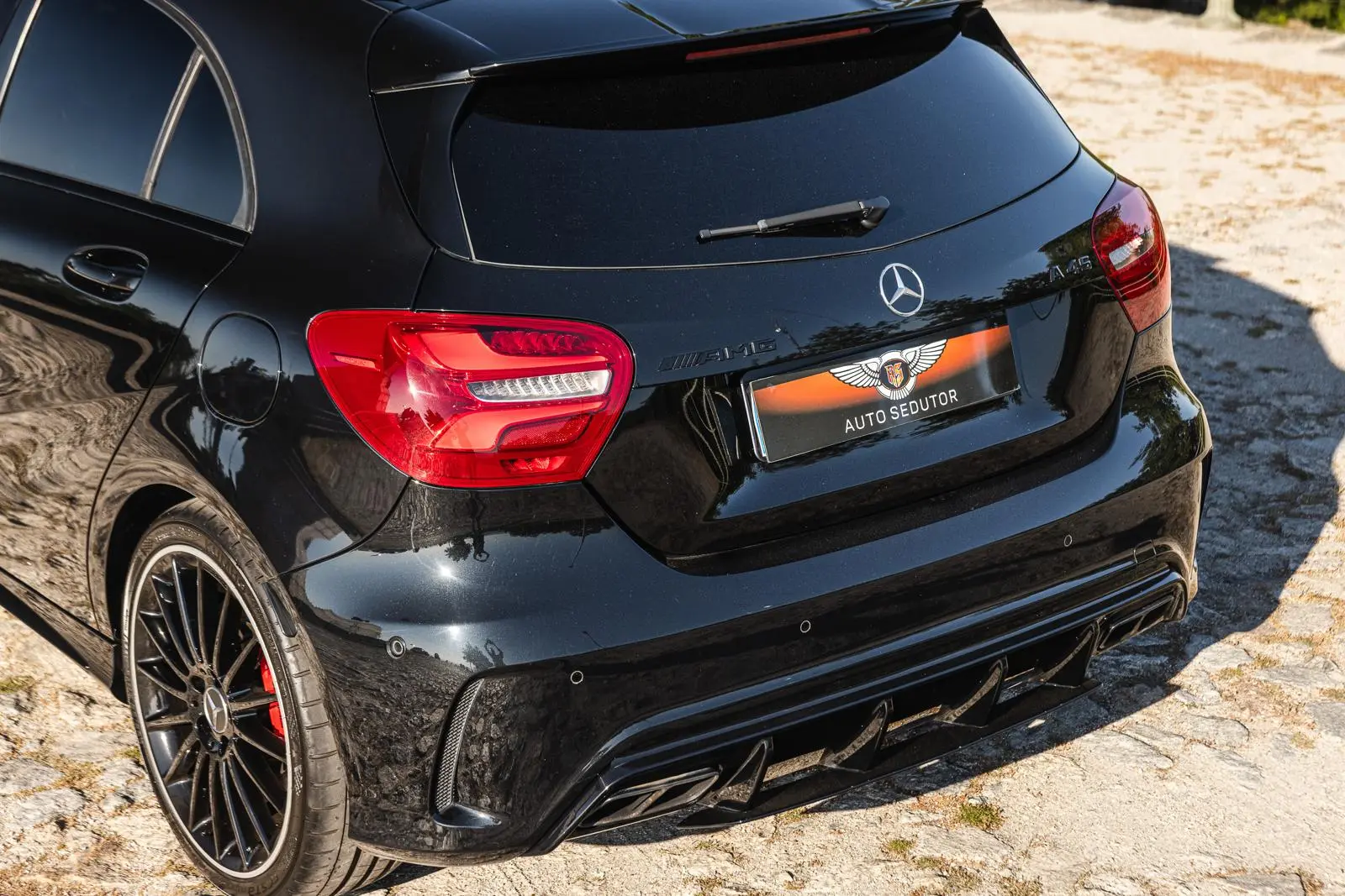 Mercedes-Benz A 45 AMG 4Matic Speedshift 7G-DCT 11