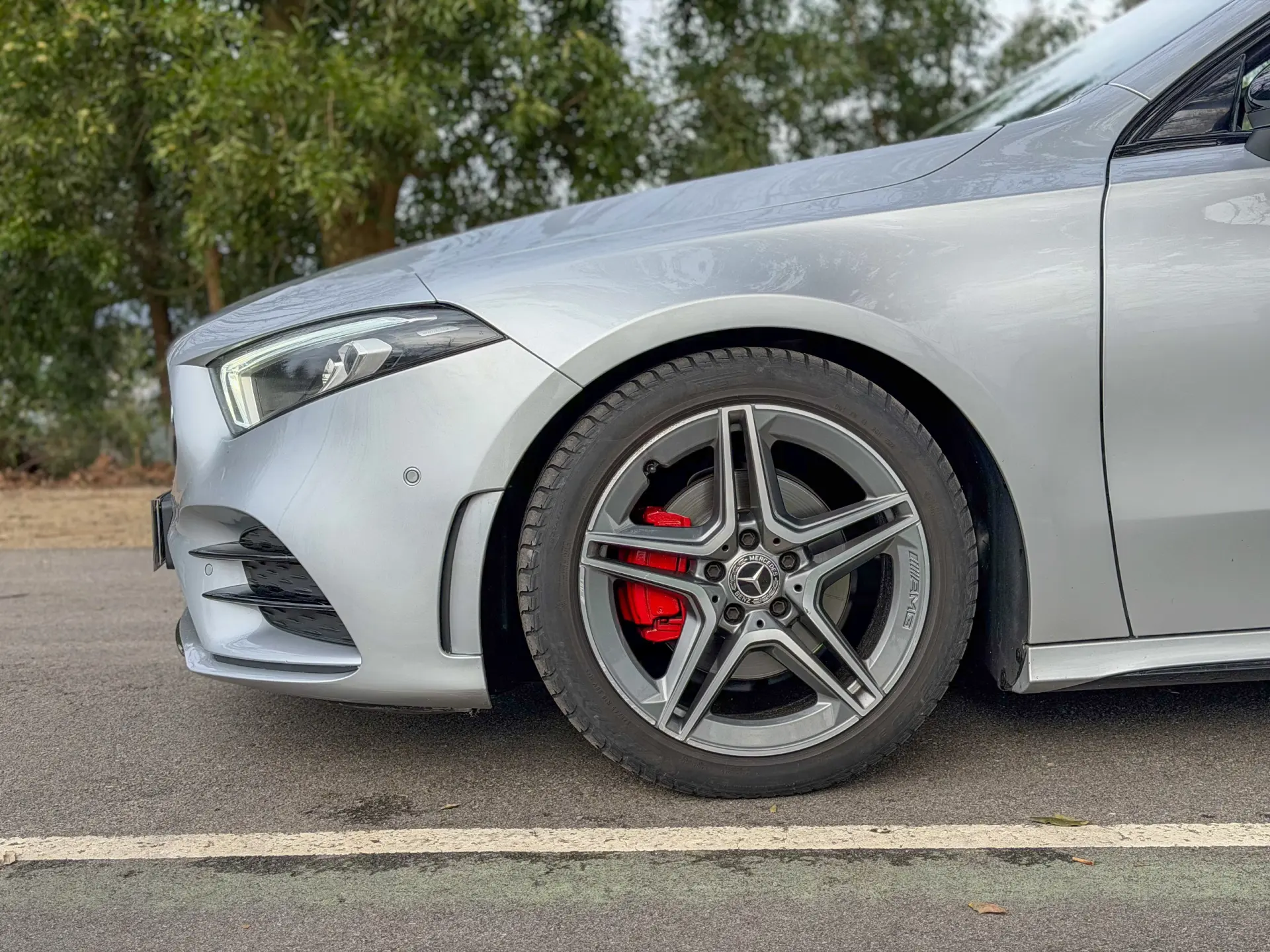 Mercedes-Benz A 180 d 7G-DCT AMG Line 3