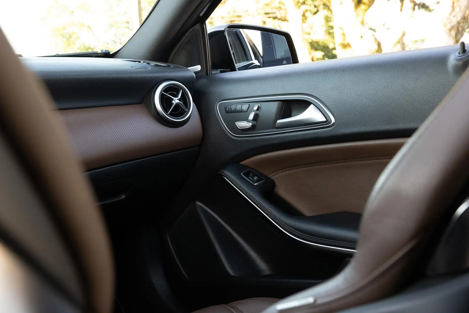 Mercedes-Benz A 45 AMG 4Matic Speedshift 7G-DCT 19