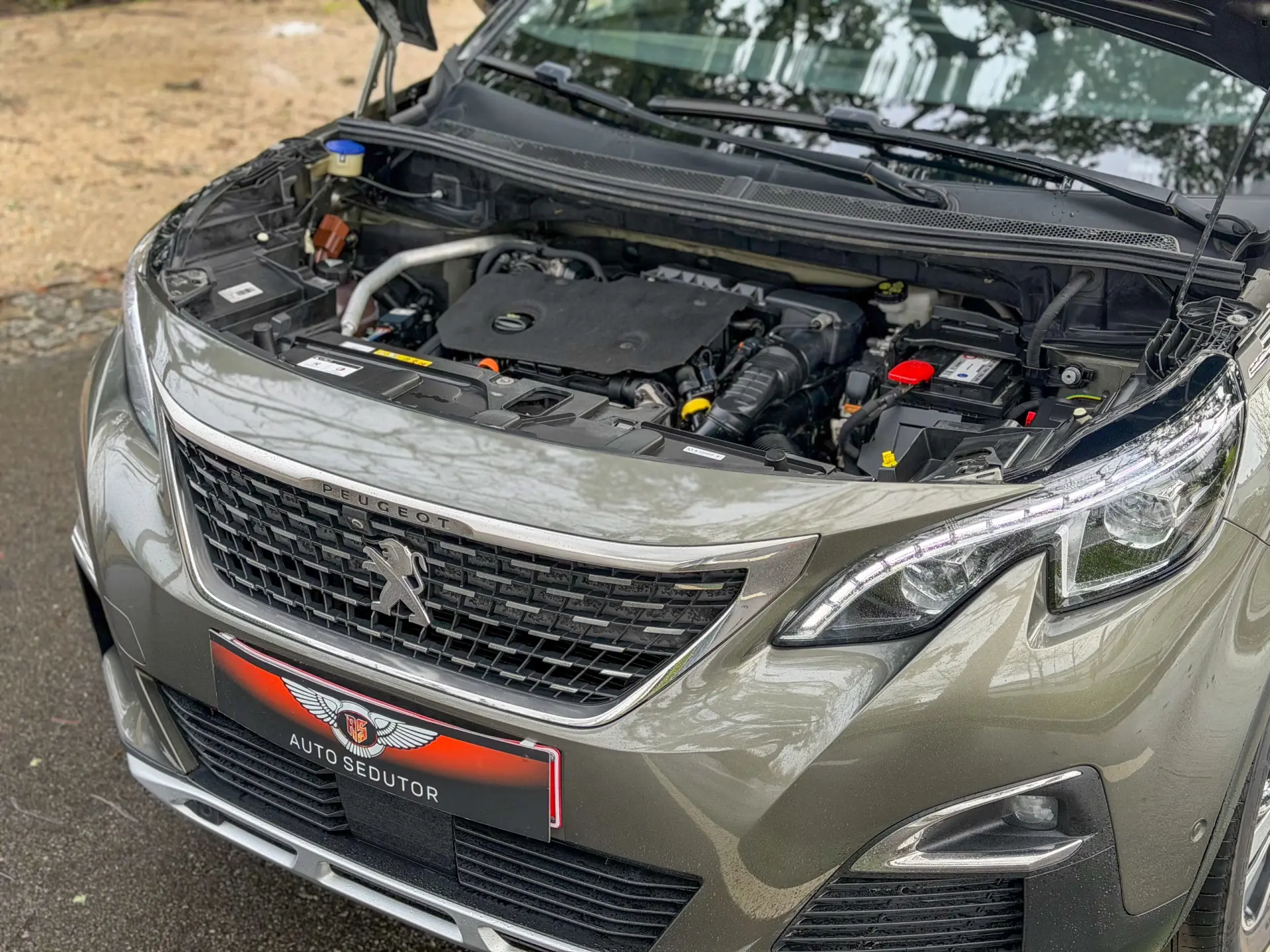 Peugeot 3008 1.5 BlueHDi GT EAT8 4