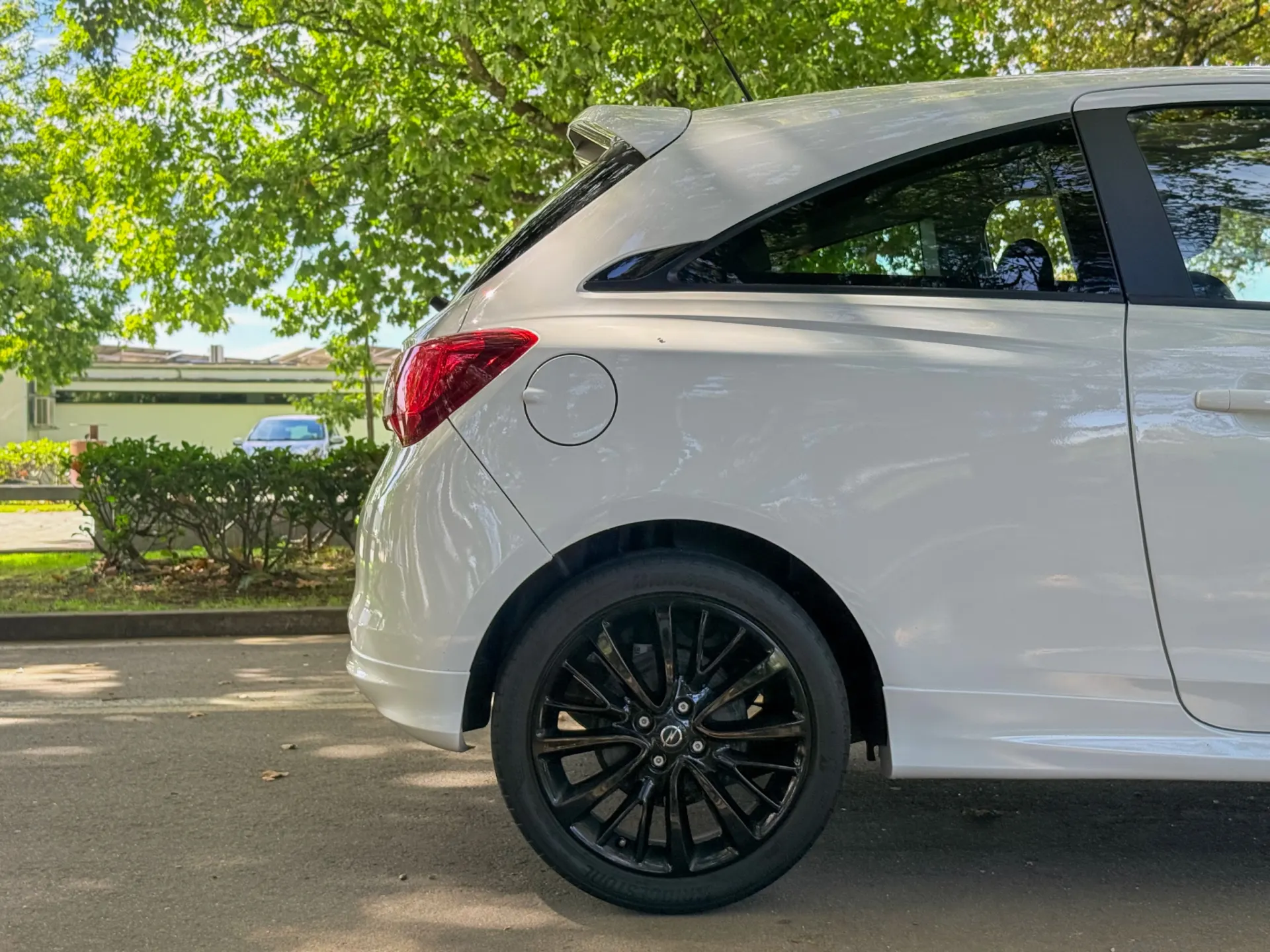 Opel Corsa Outro 10