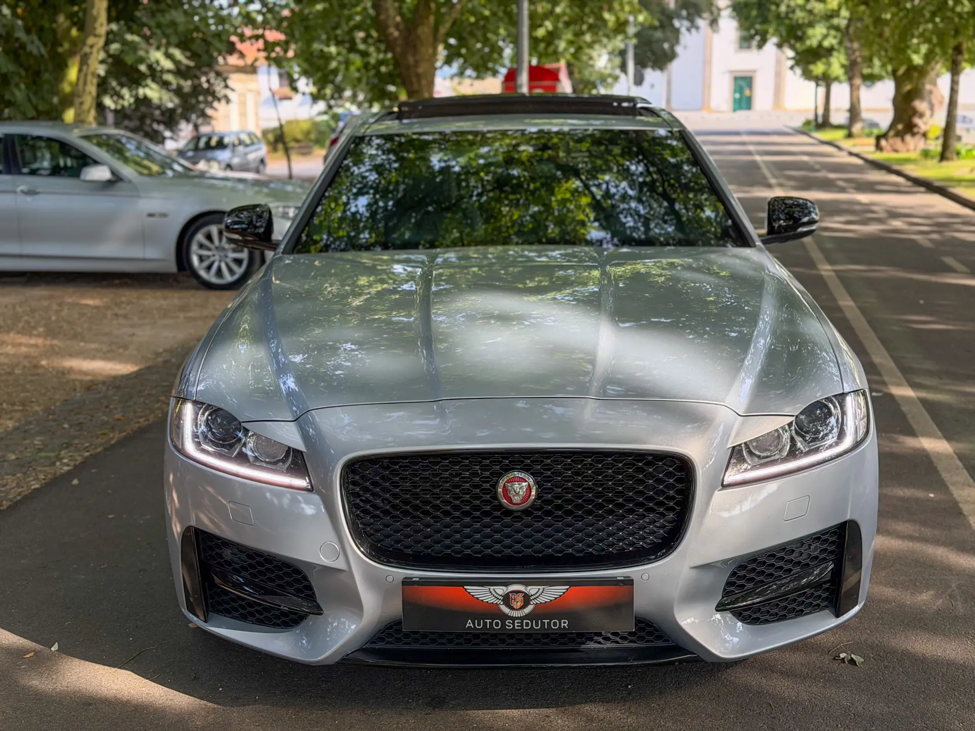 Jaguar XF 4