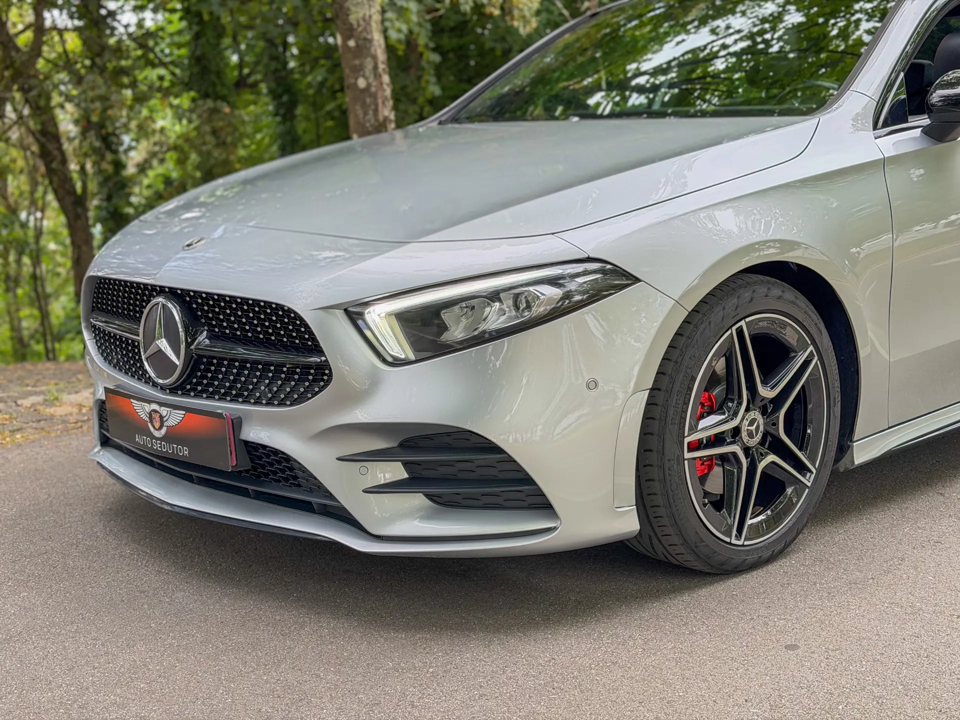Mercedes-Benz A 180 Limousine AMG 2