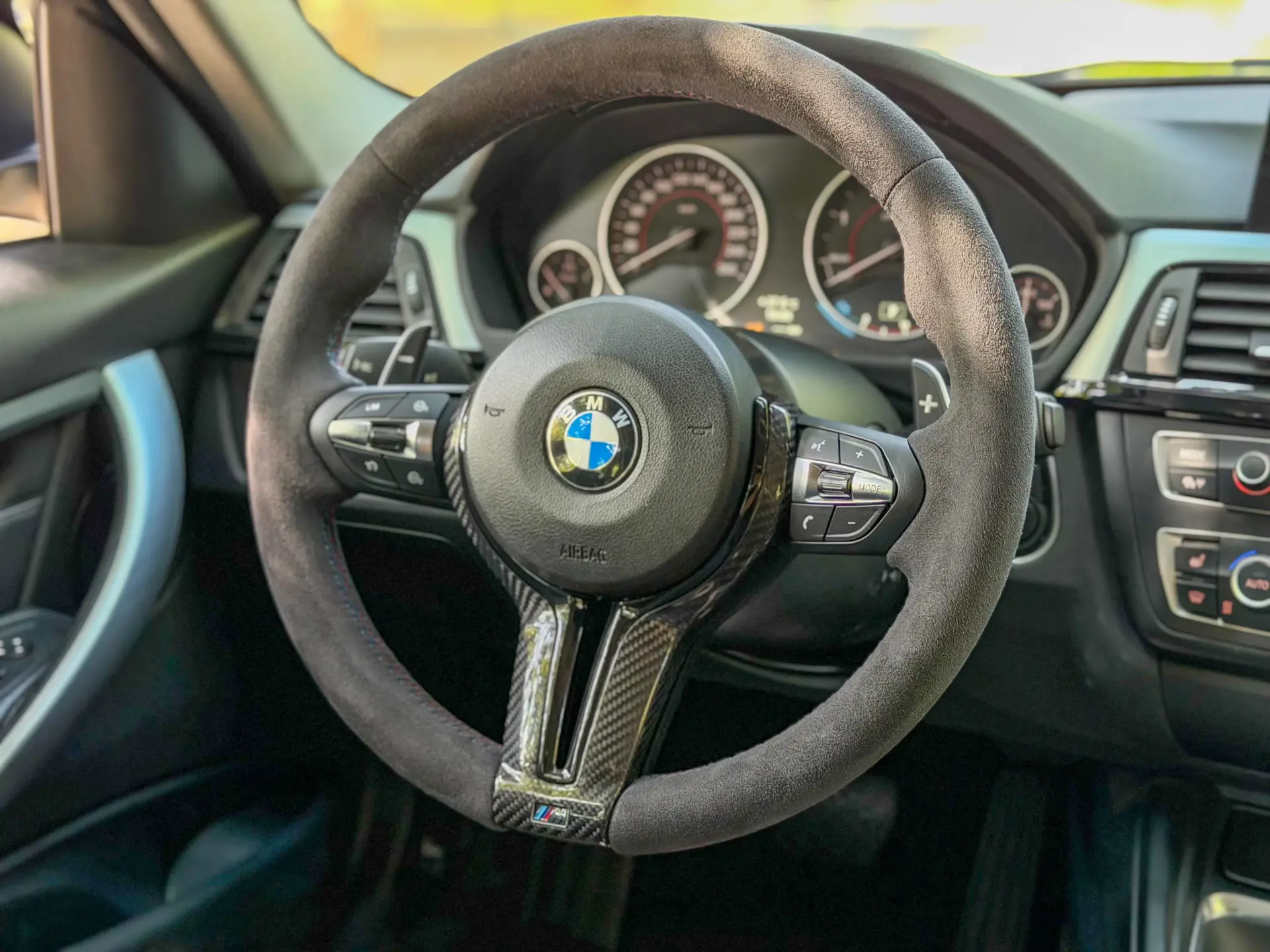 BMW 318 SPORT AUTO 18