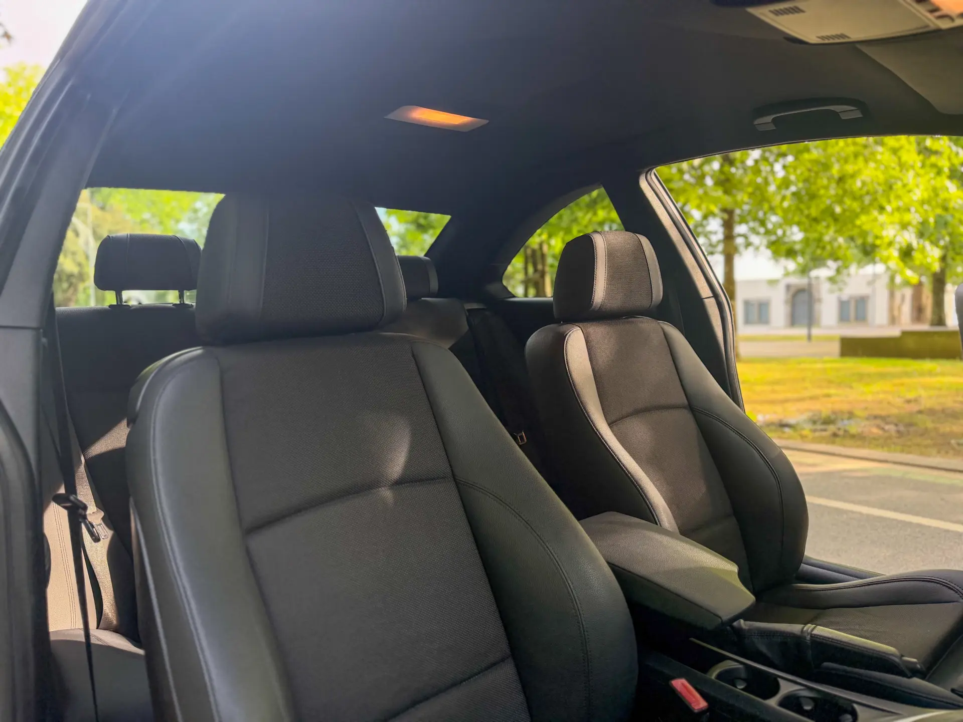 BMW 123 d DPF Aut. Edition Sport 13