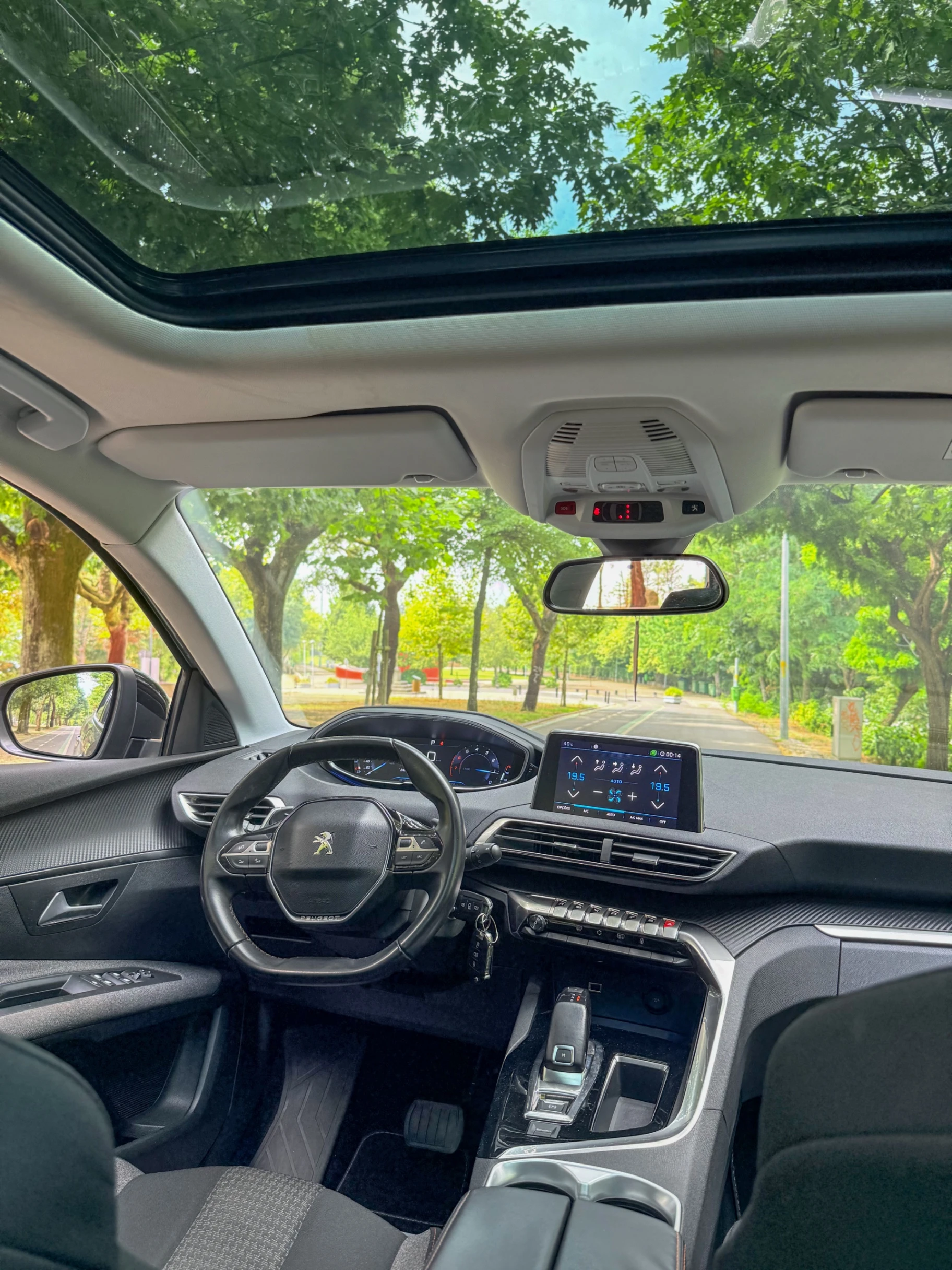 Peugeot 3008 ALLURE 9