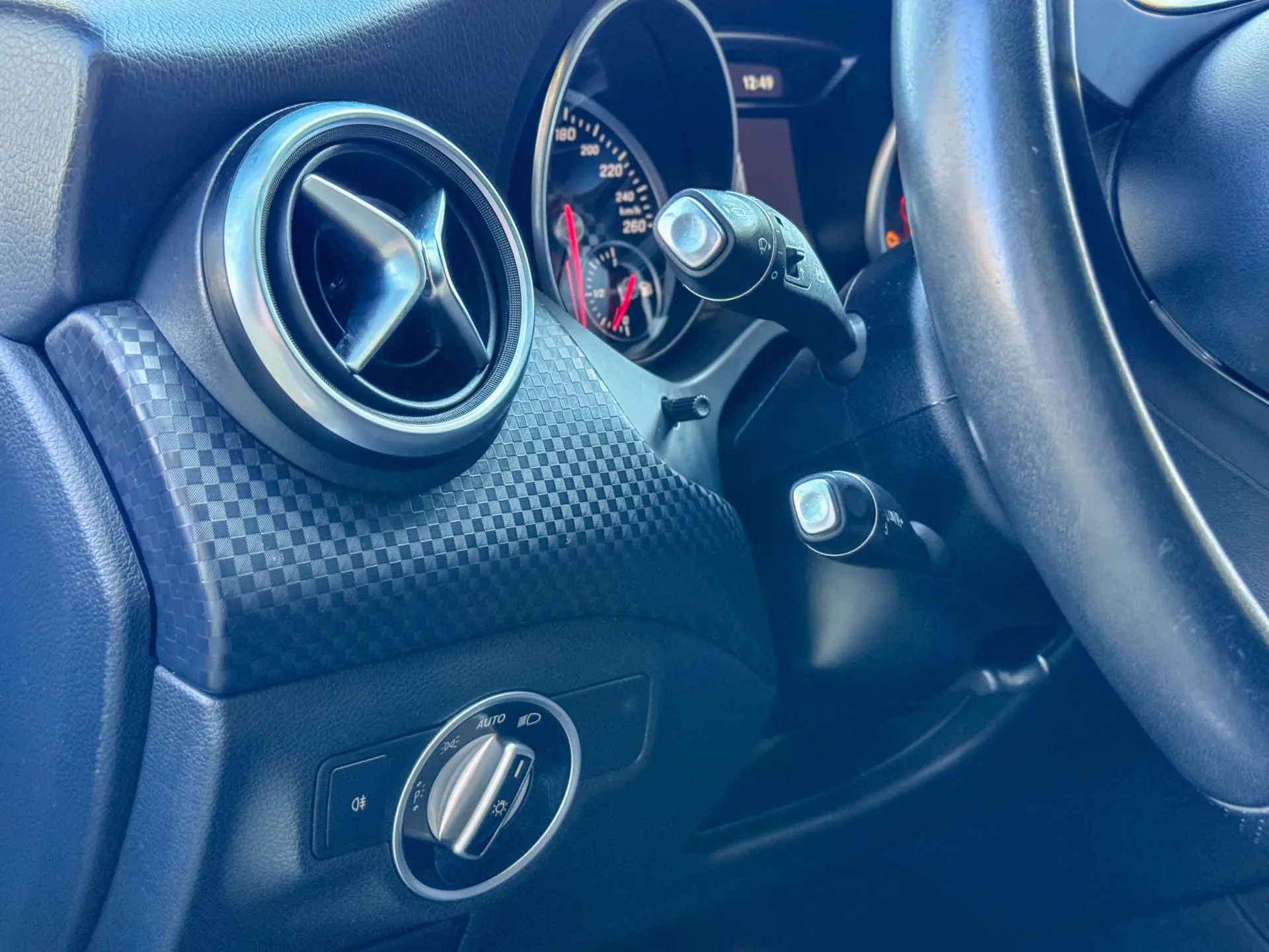 Mercedes-Benz A 180 d Aut. 11
