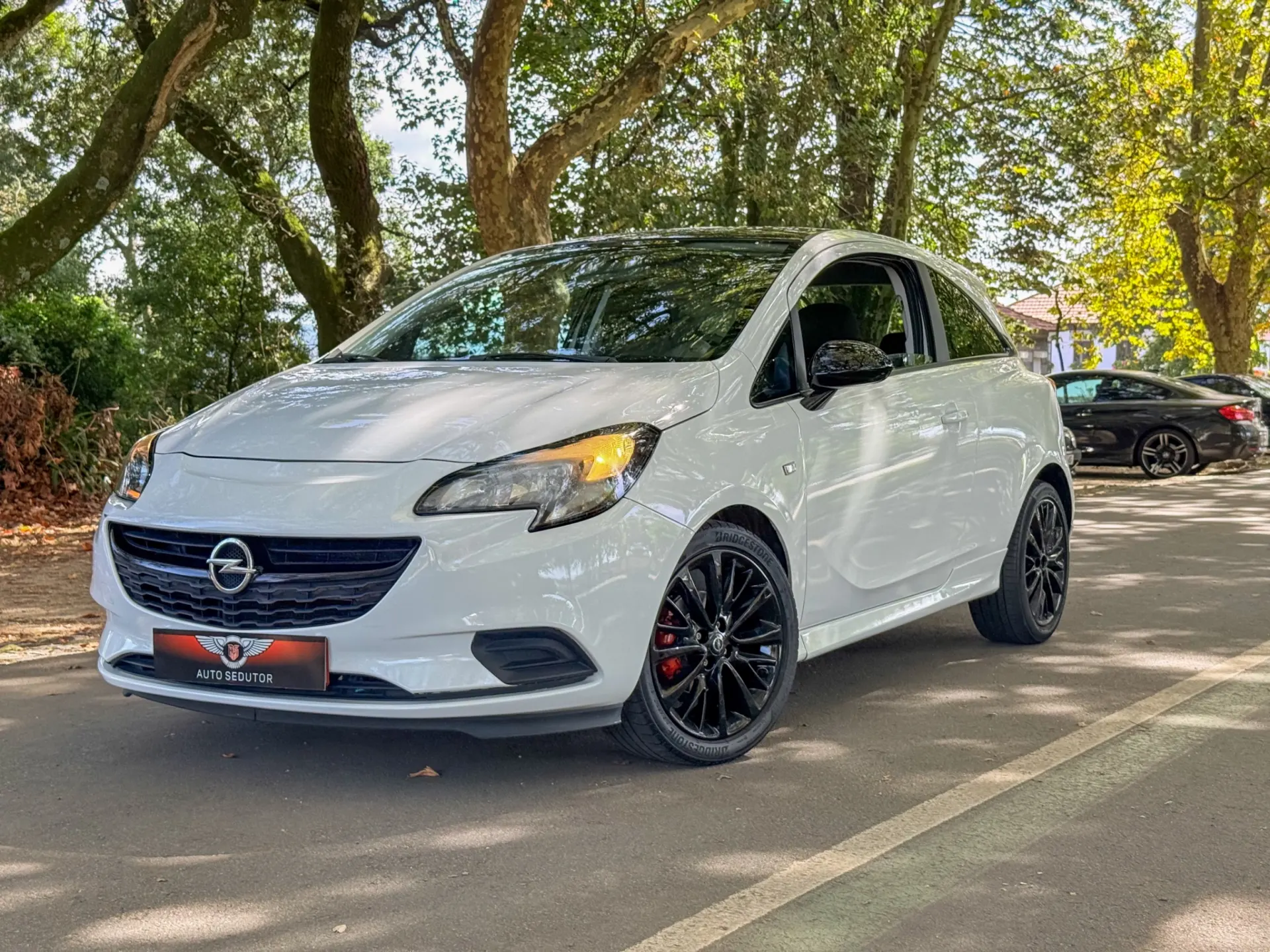 Opel Corsa Outro 2