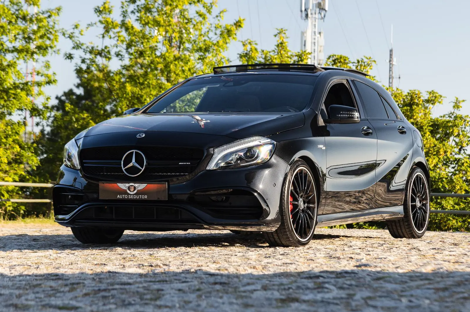 Mercedes-Benz A 45 AMG 4Matic Speedshift 7G-DCT 6