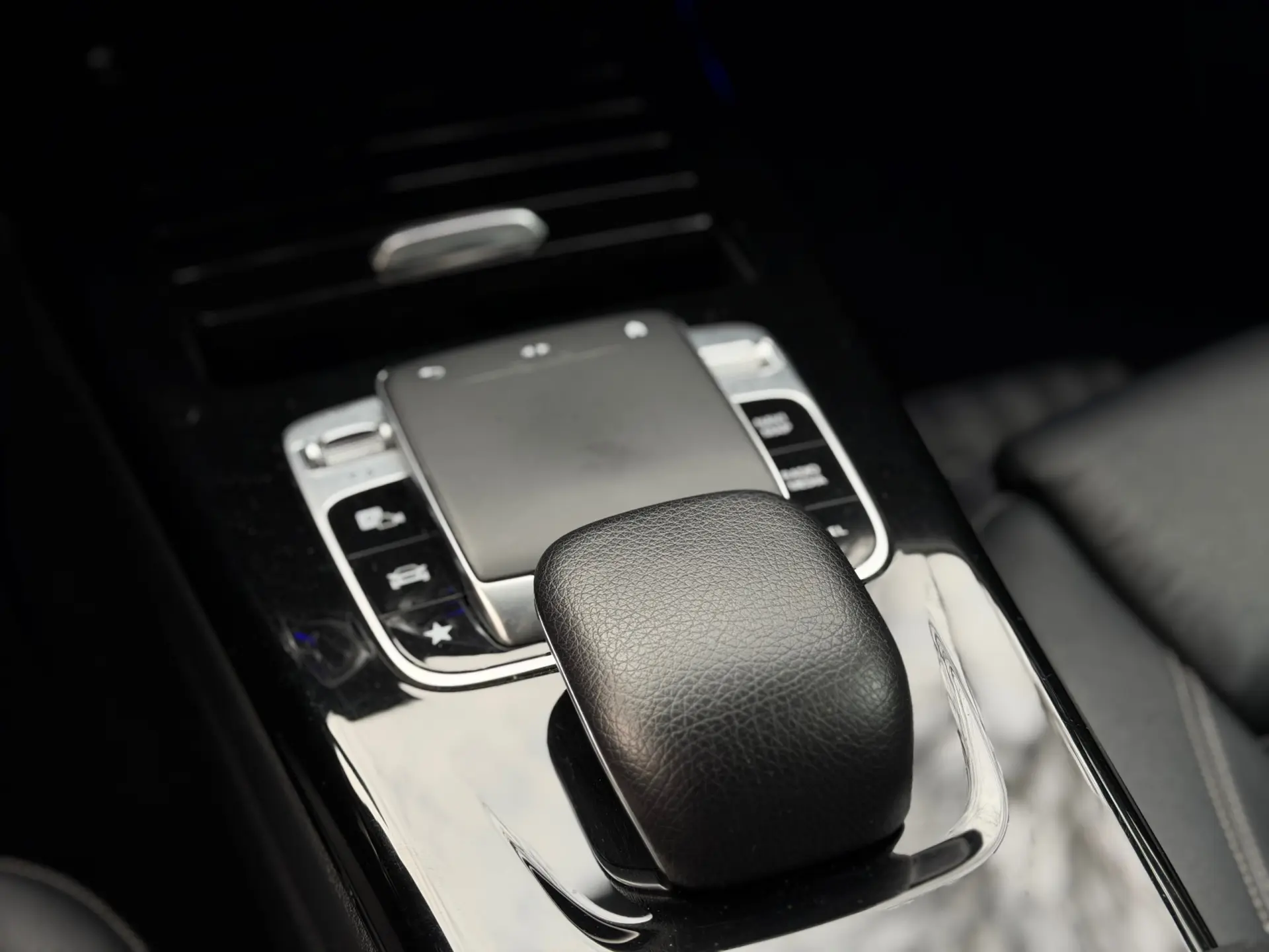 Mercedes-Benz A 180 d 7G-DCT AMG Line 15