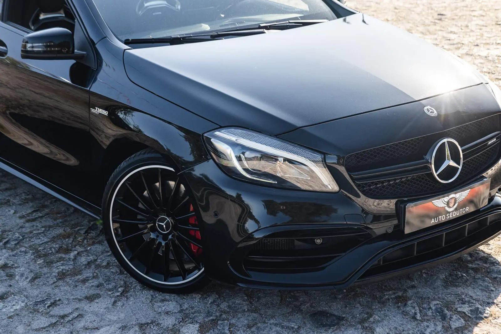 Mercedes-Benz A 45 AMG 4Matic Speedshift 7G-DCT 3