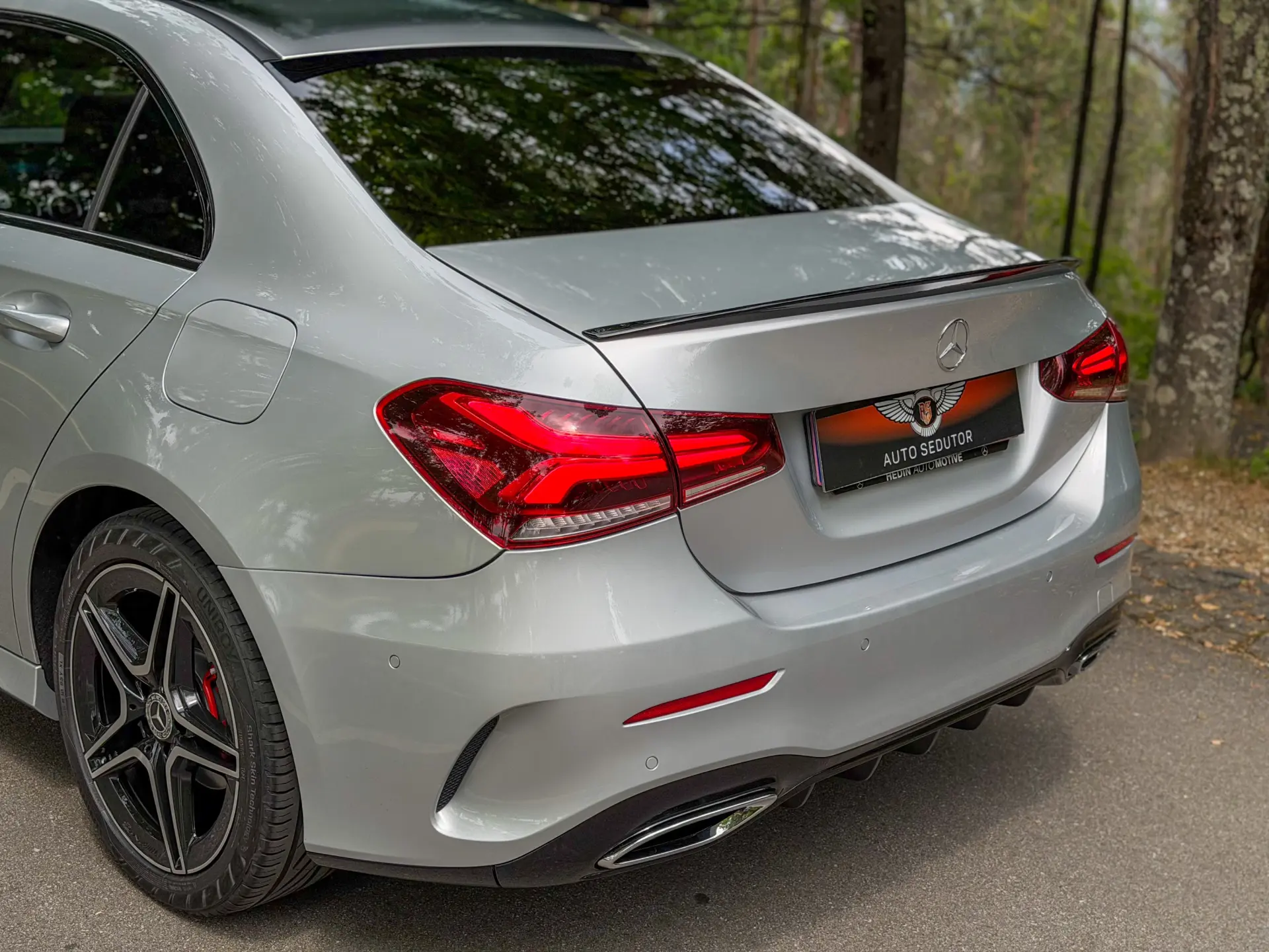 Mercedes-Benz A 180 Limousine AMG 6