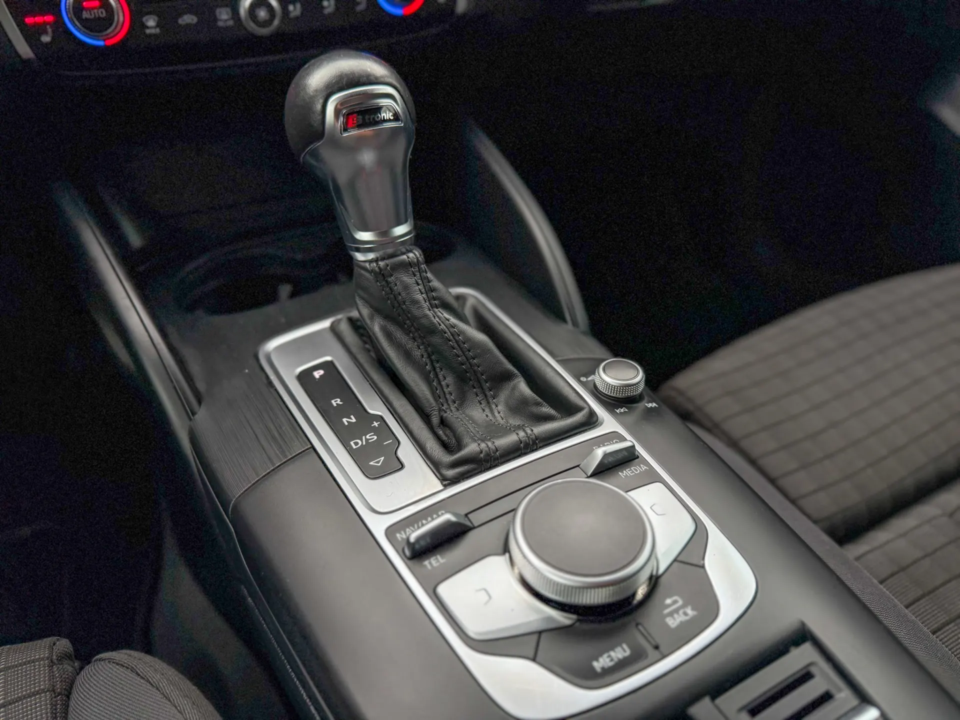 Audi A3 Sportback 2.0 TDI S tronic 14