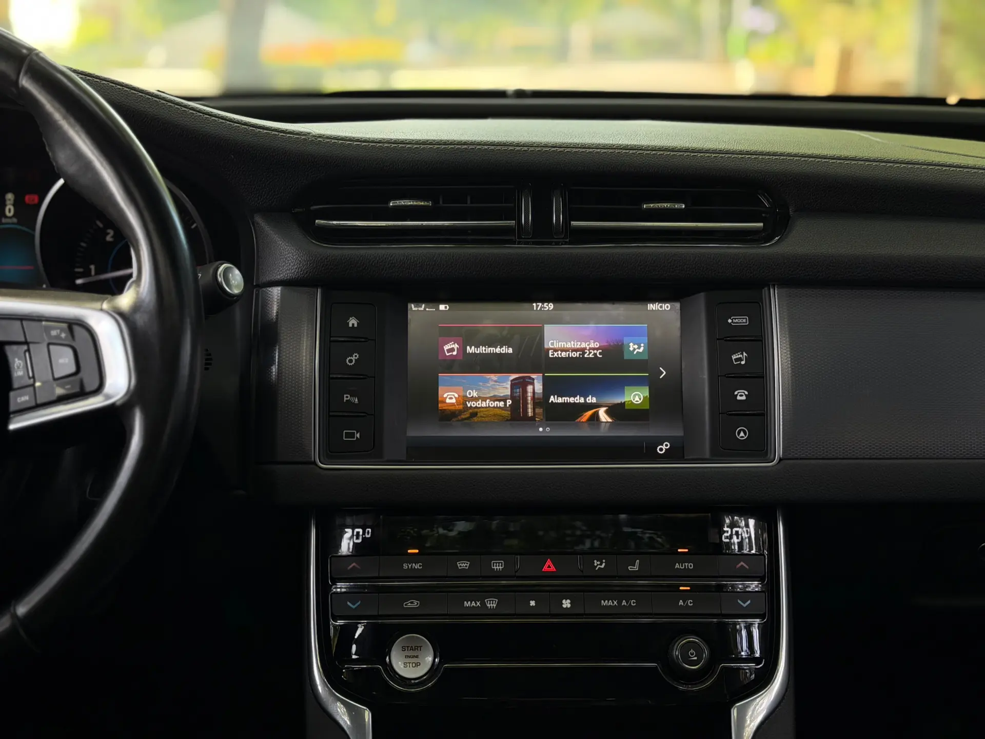 Jaguar XF 15