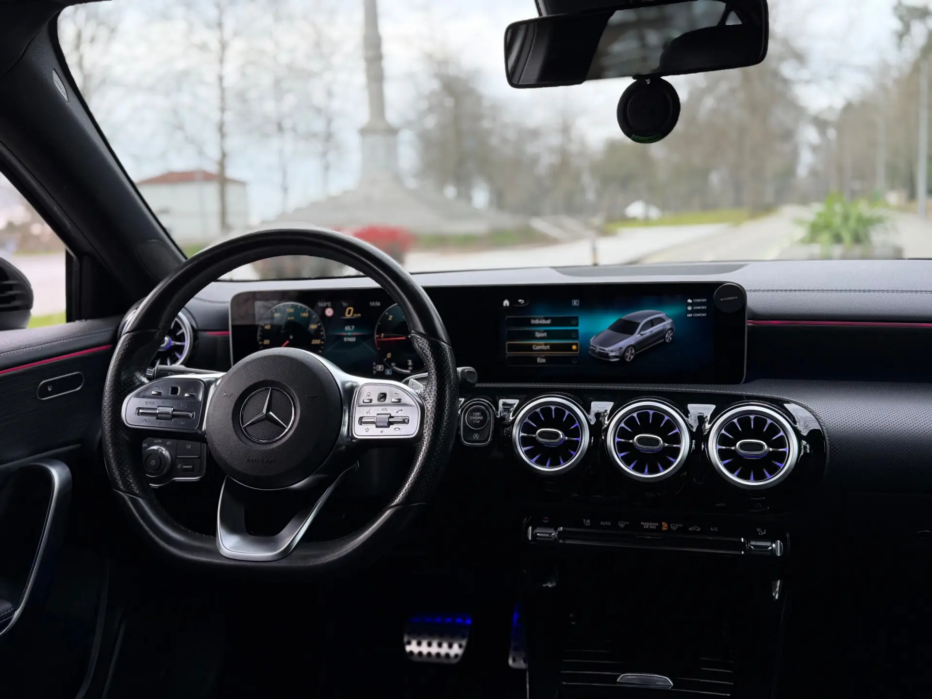 Mercedes-Benz A 180 d 7G-DCT AMG Line 17