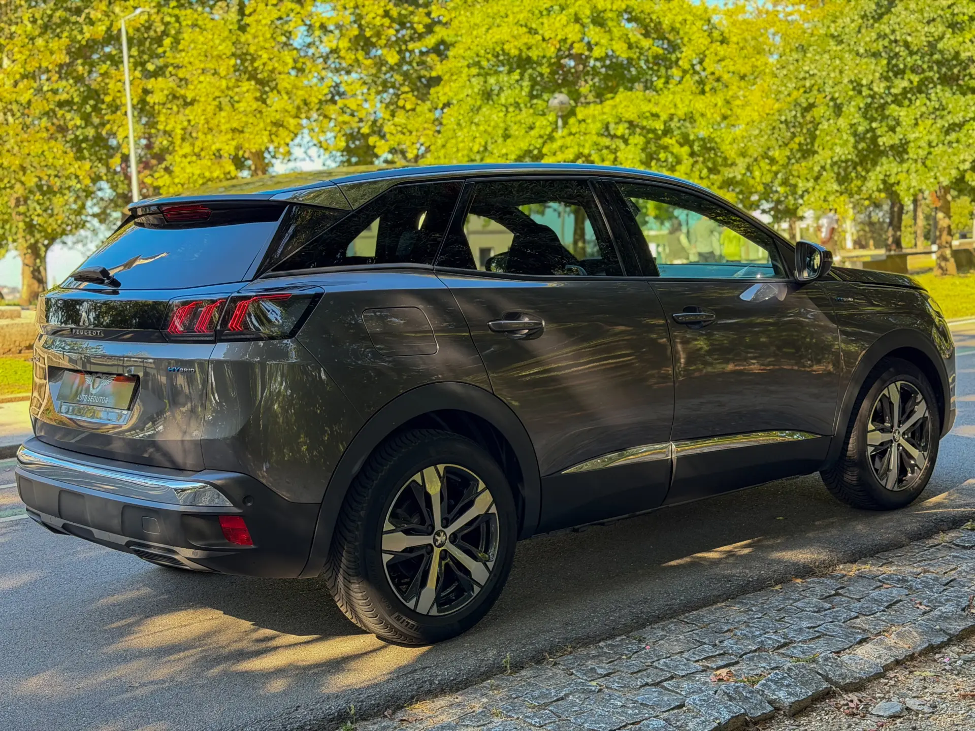 Peugeot 3008 1.6 Hybrid Allure e-EAT8 7