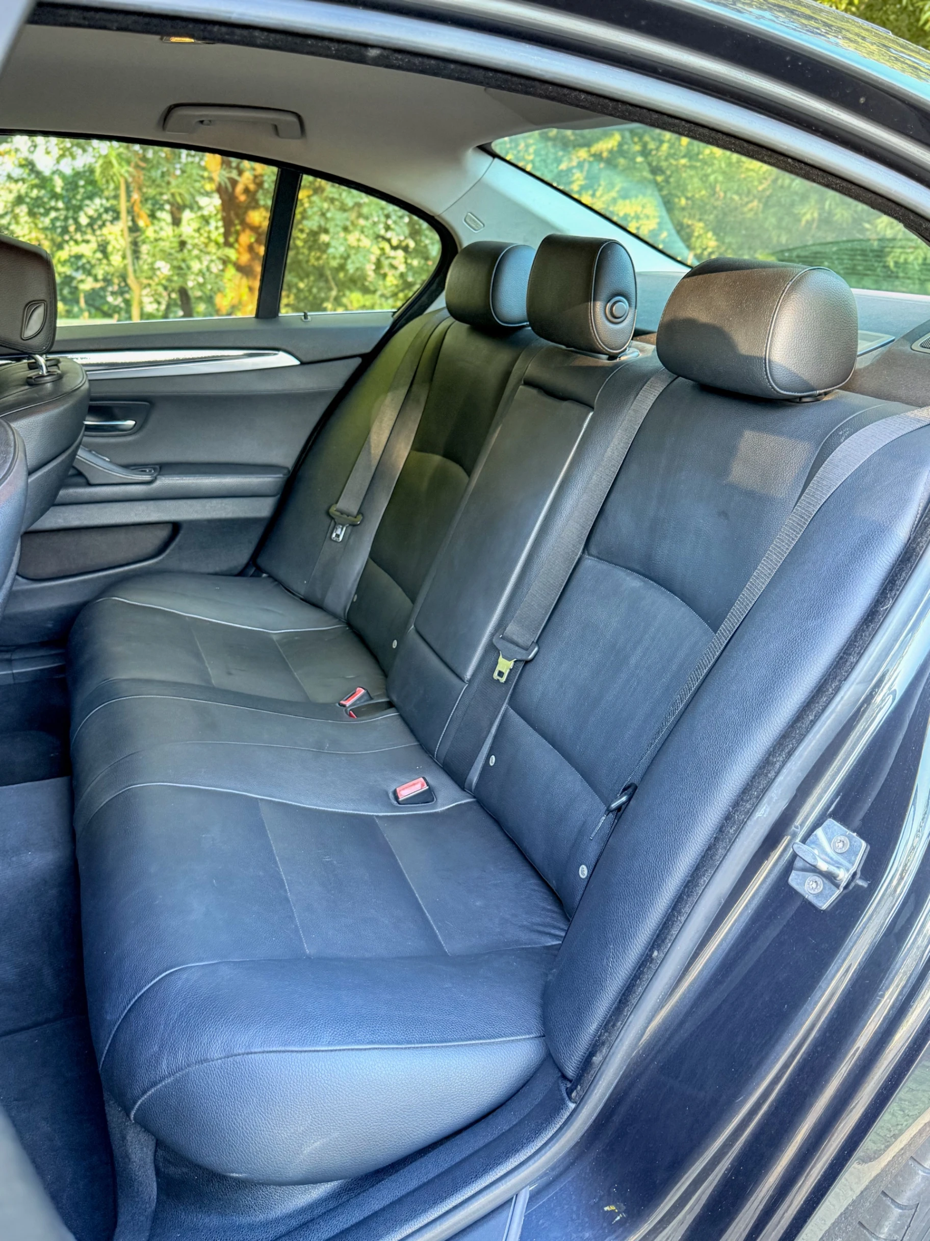 BMW 520 d Pack M Auto 10