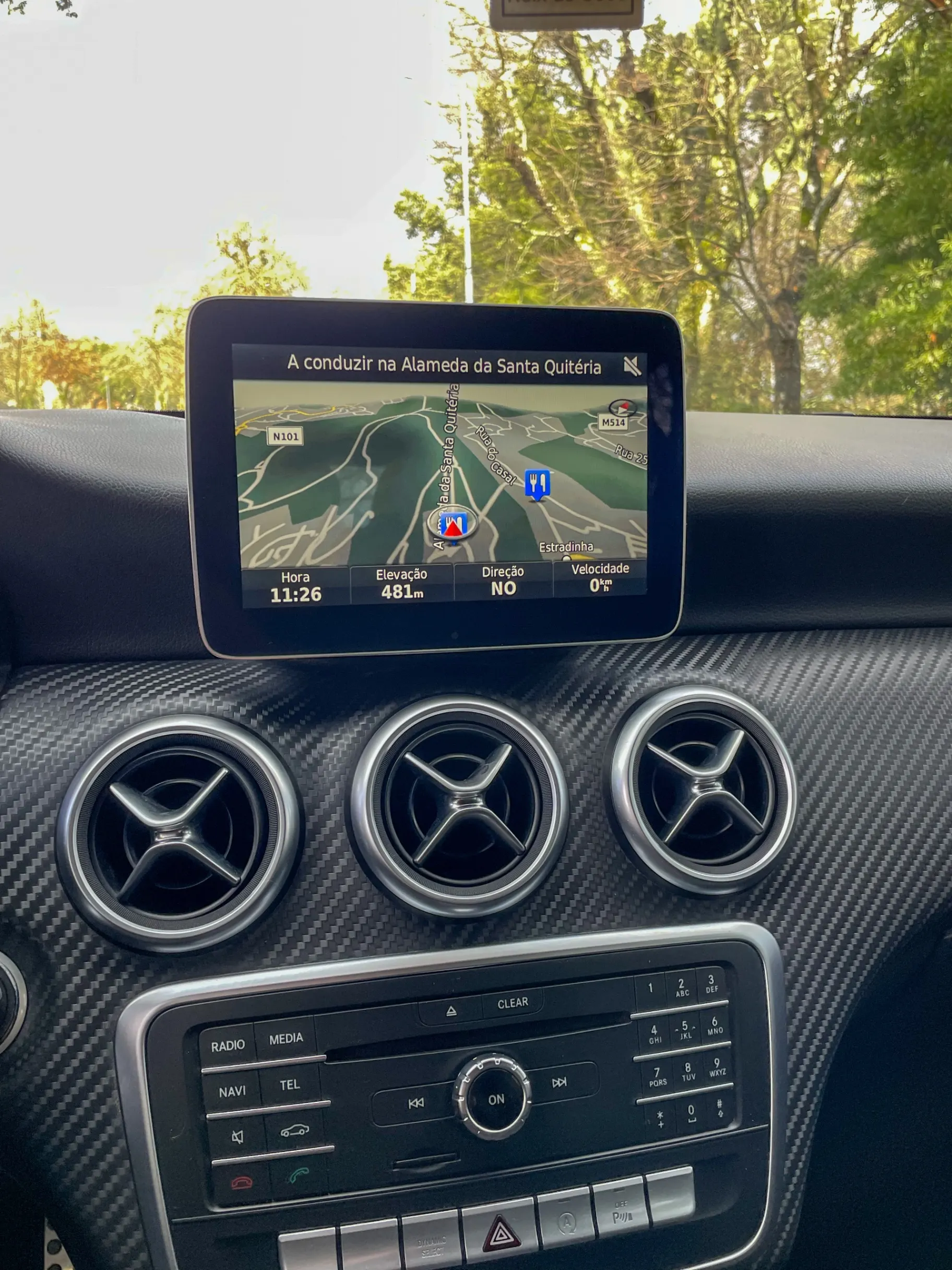 Mercedes-Benz A 180 d AMG Line 13