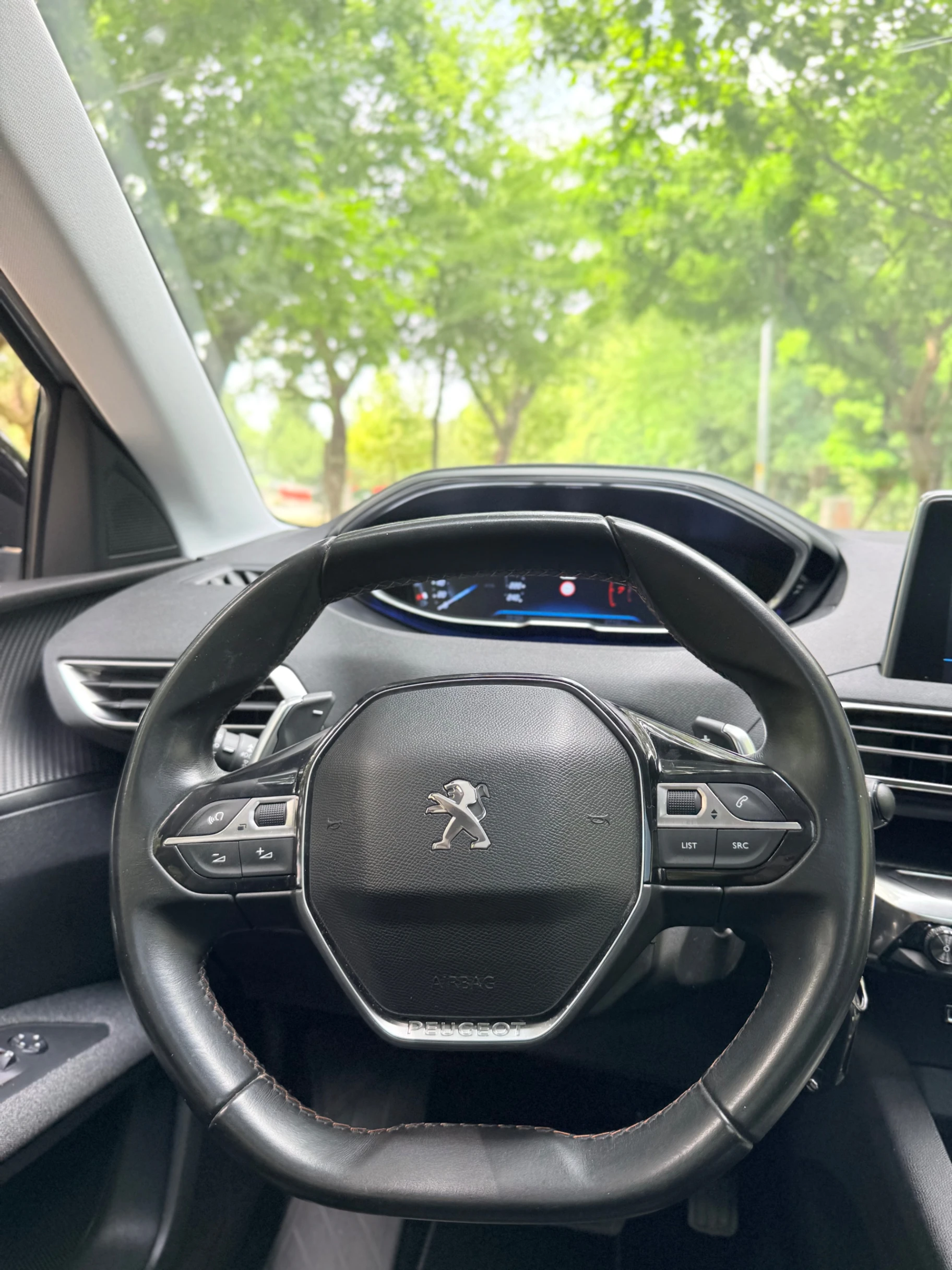 Peugeot 3008 ALLURE 11