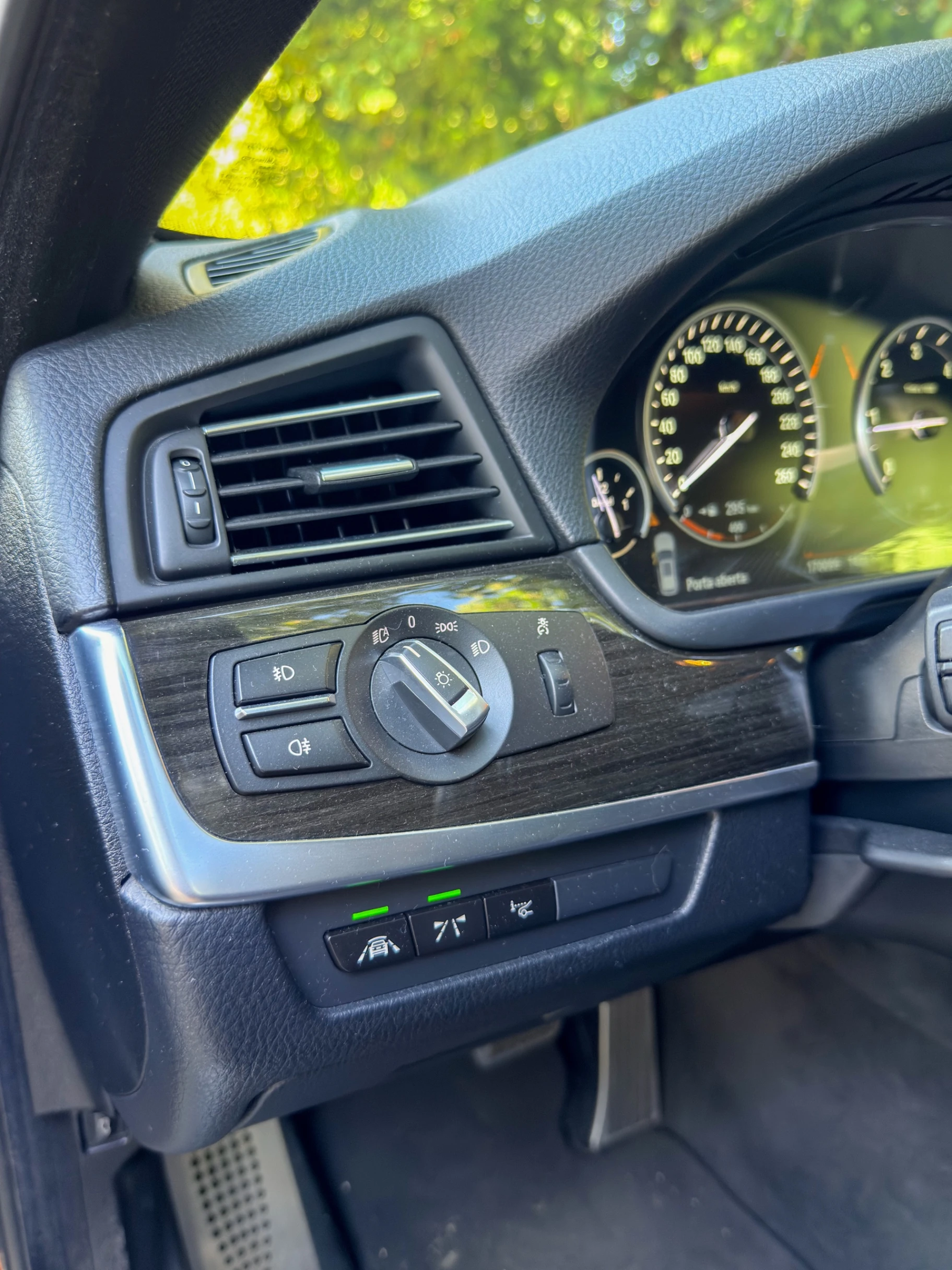 BMW 520 d Pack M Auto 11