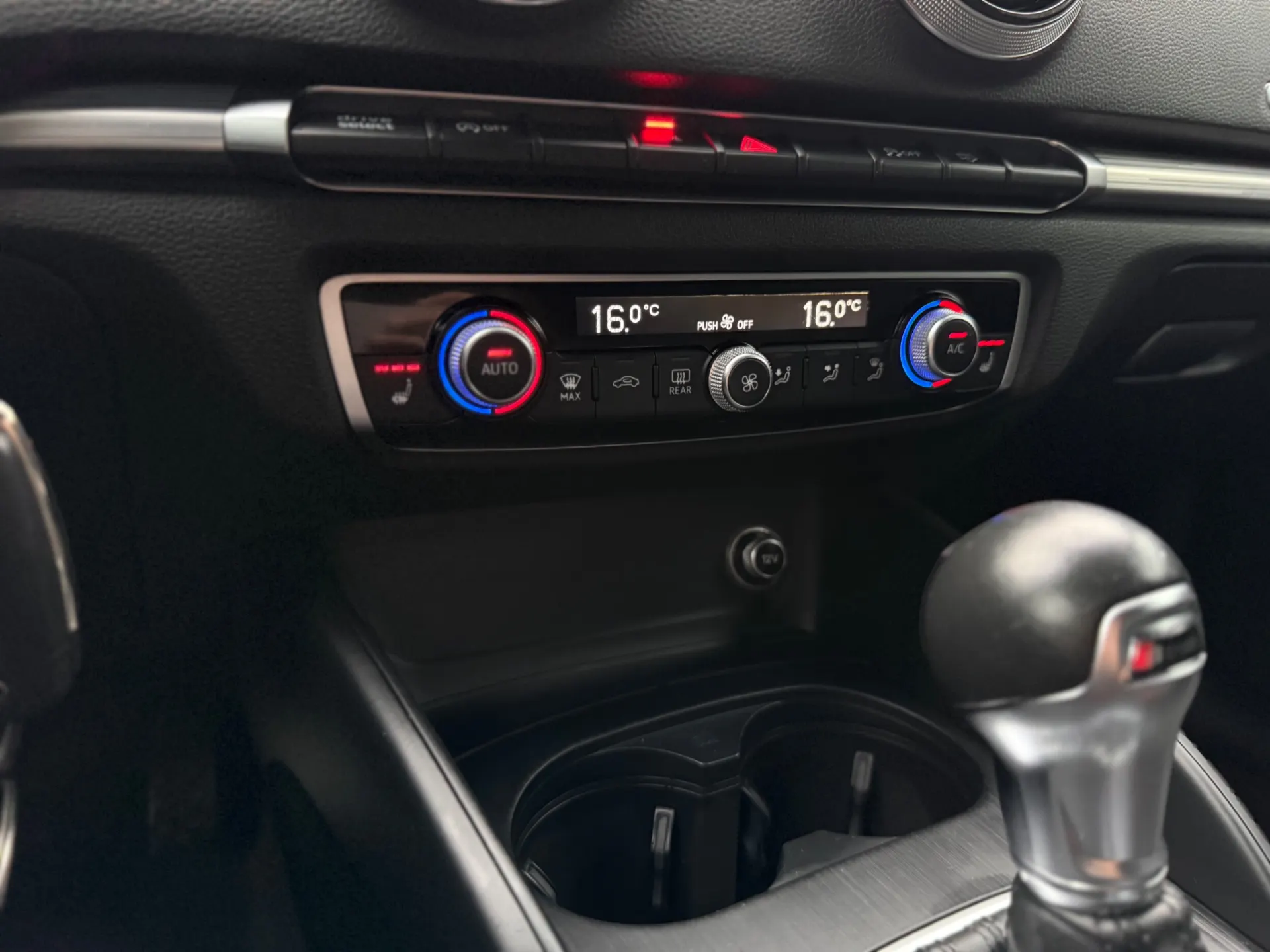 Audi A3 Sportback 2.0 TDI S tronic 13