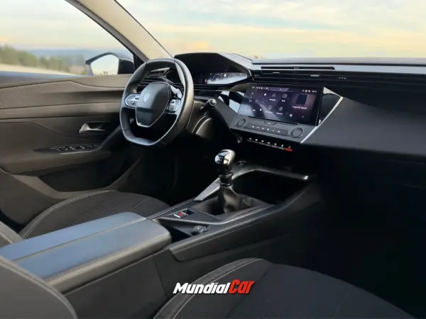 Peugeot 308 1.2 PureTech Allure 18